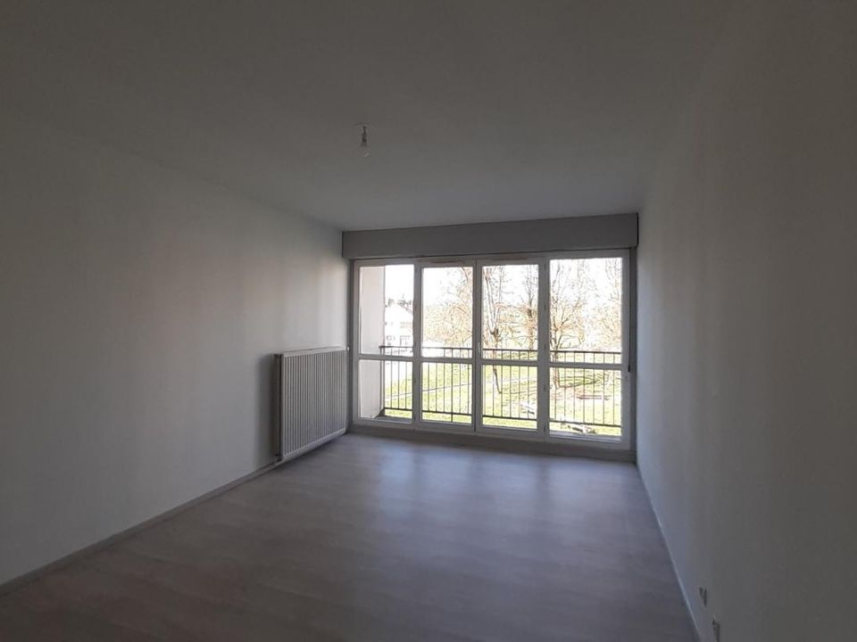 Apartment in Saint-Loup-sur-Semouse, Haute-Saone - photo 4