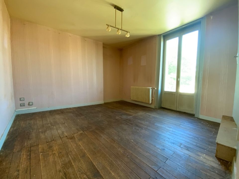 Villa i Saint-Romain-le-Puy, Loire - foto 3