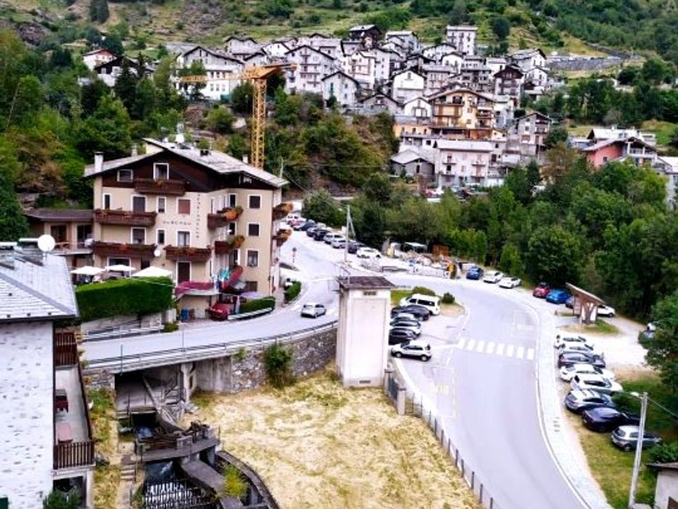 Lejlighed i Chiesa in Valmalenco, Sondrio - foto 1