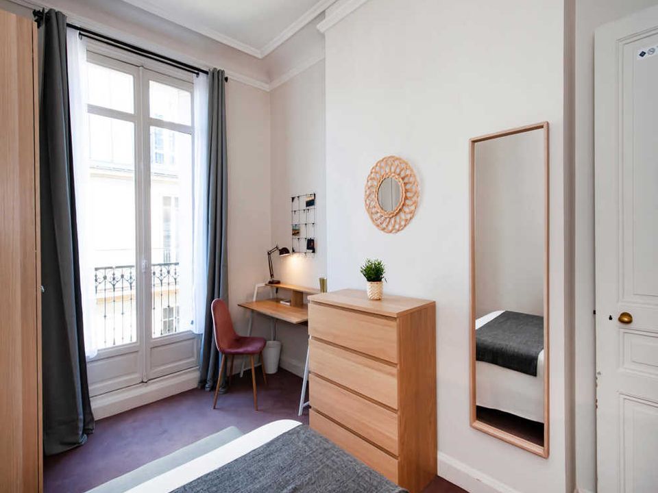 Apartment in Paris, Paris - photo 4