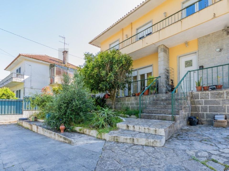 Villa in Rio de Mouro-Estacao, Lisbon - foto 2