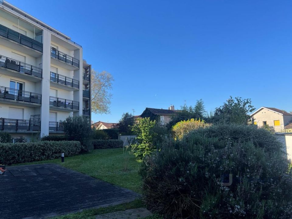 Lejlighed i Venissieux, Rhone - foto 1
