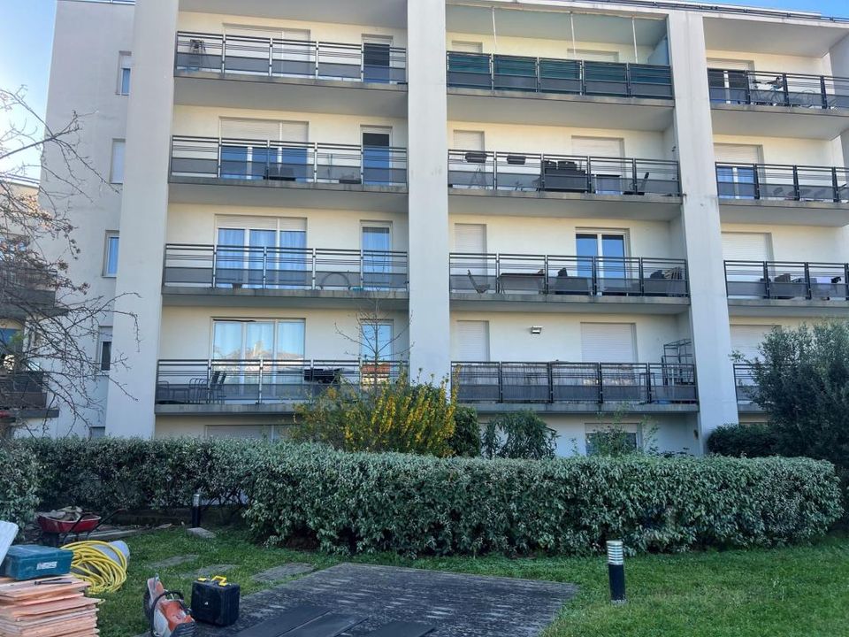 Lejlighed i Venissieux, Rhone - foto 2