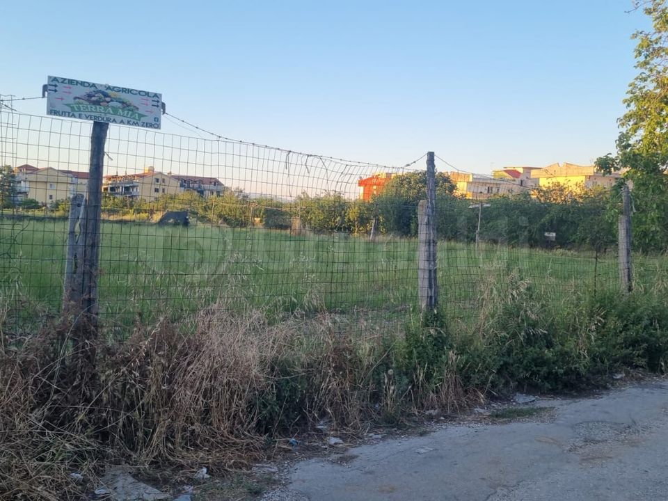Erhvervsejendom i Giugliano in Campania, Naples - foto 2