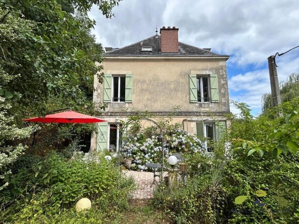 Villa i Saint-Leonard-de-Noblat, Haute-Vienne - foto 1