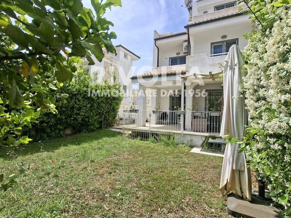 Villa i Fiumicino, Rome - foto 1