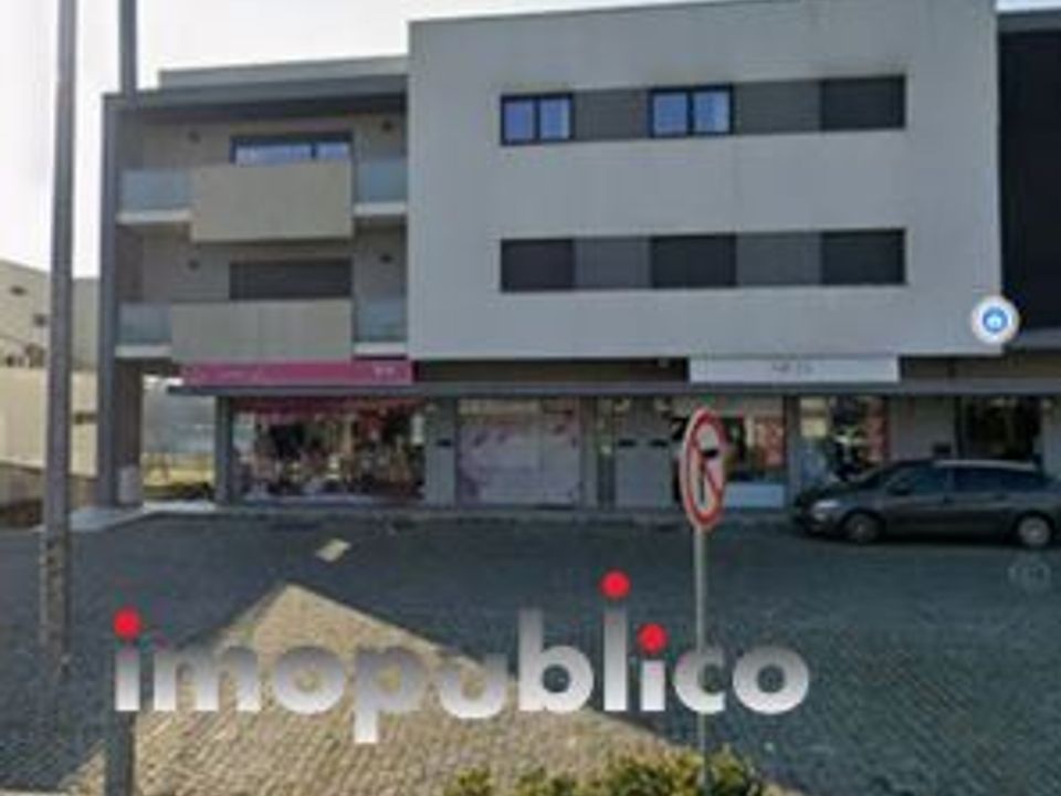 Commercial property in Vila Verde, Braga - photo 1
