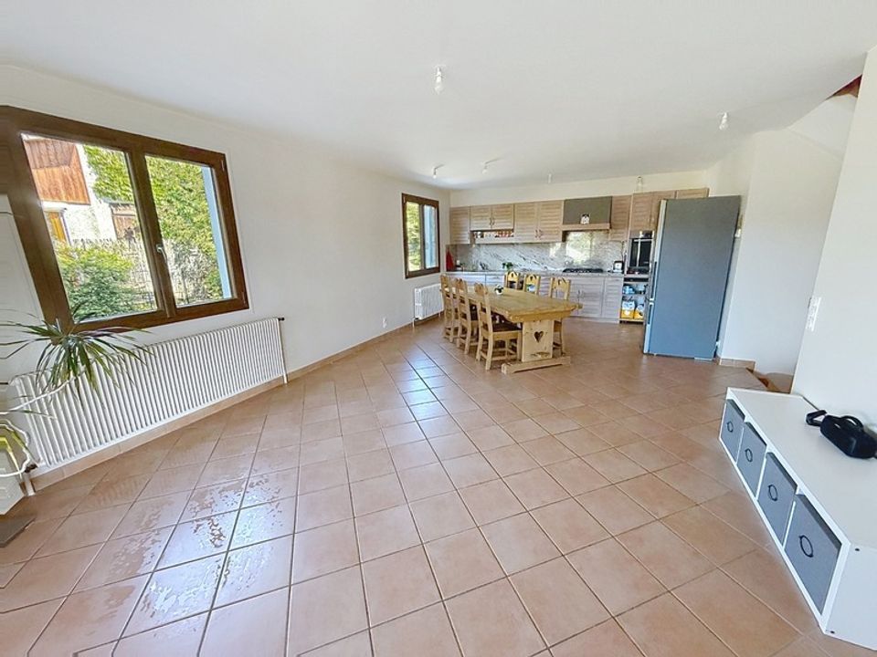 Villa i Viuz-en-Sallaz, Haute-Savoie - foto 4
