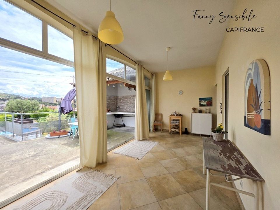 Duplex i Marseille, Bouches-du-Rhone - foto 1