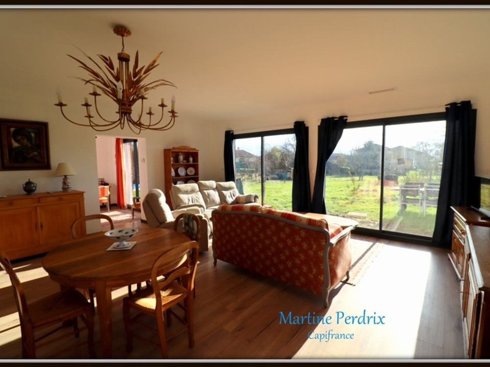 Villa i Saint-Trivier-De-Courtes, Ain - foto 2