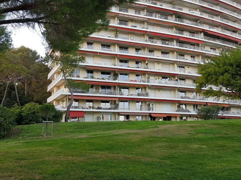 Lejlighed i Cagnes-sur-Mer, Alpes-Maritimes - foto 1