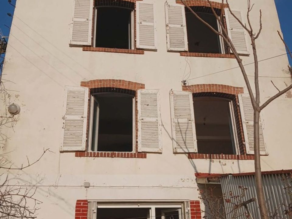Villa i Thiers, Puy-de-Dome - foto 1