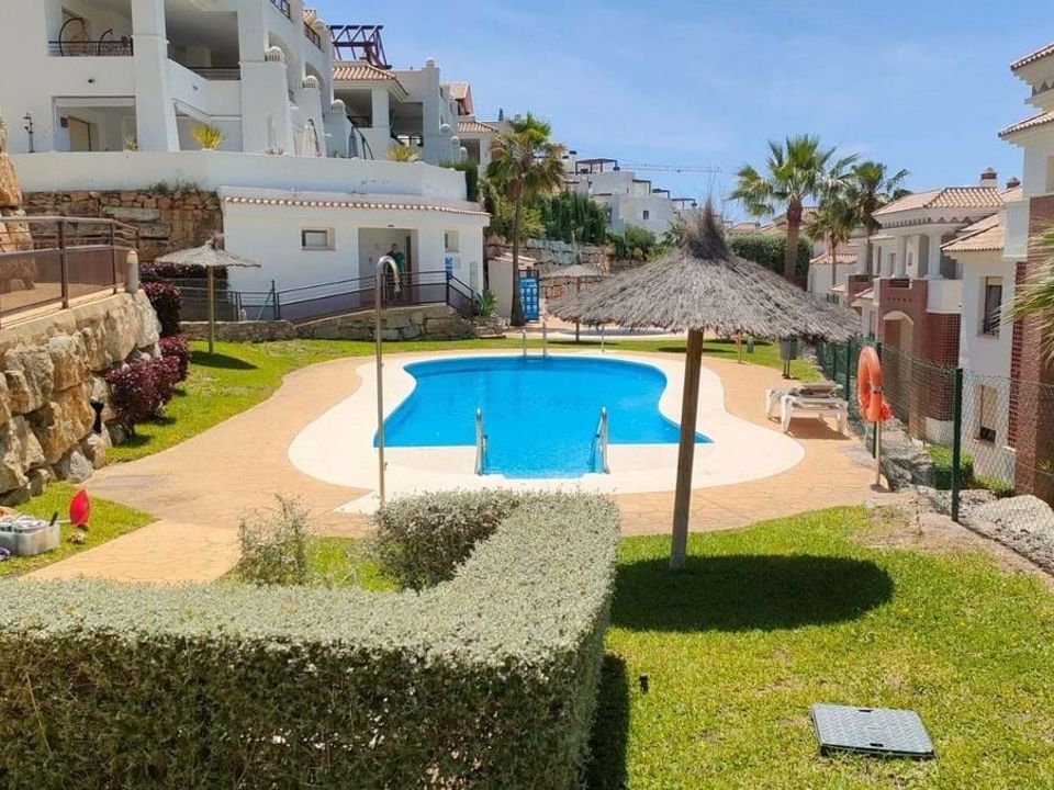 Lejlighed i La Duquesa, Malaga - foto 1