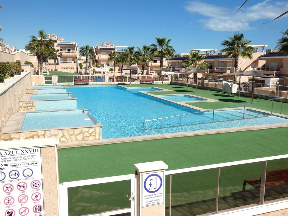 Lejlighed i Punta Prima, Alicante - foto 1