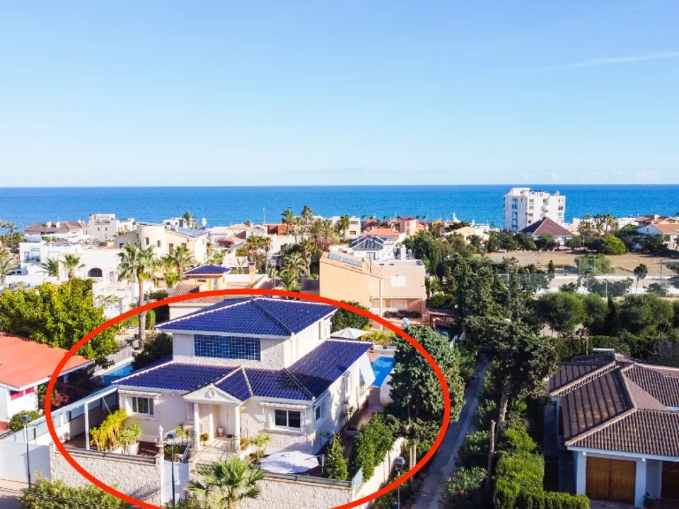 Villa i La Mata, Alicante - foto 1