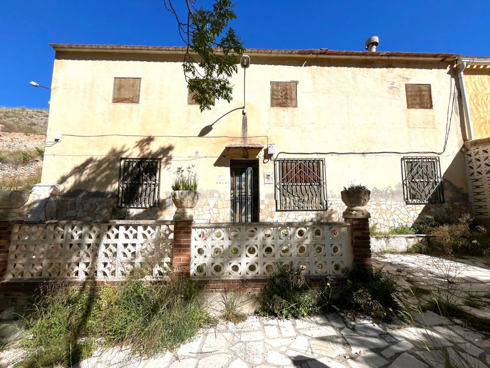 Landejendom i Petrer, Alicante - foto 1