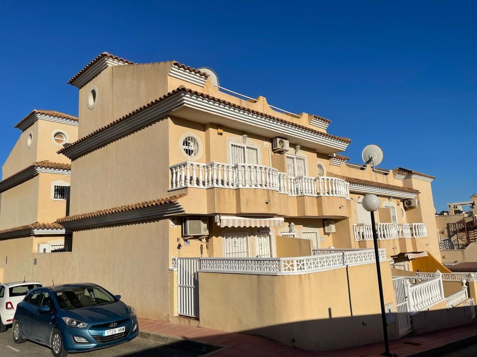 Stadthaus in Villamartin, Alicante - Foto 1