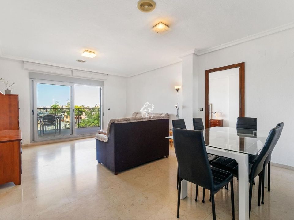 Apartment in Torrevieja, Alicante - photo 1