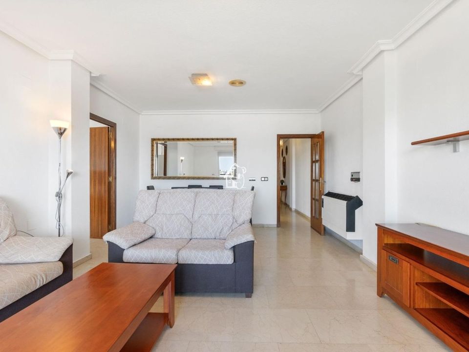 Apartment in Torrevieja, Alicante - photo 4