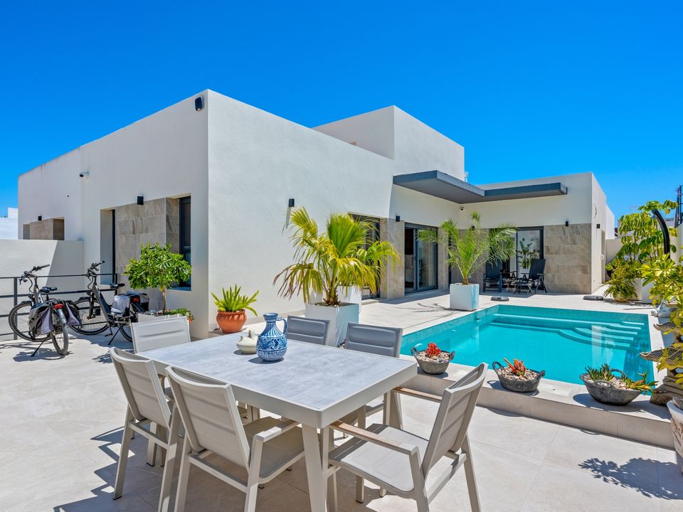 Villa i Daya Nueva, Alicante - foto 1