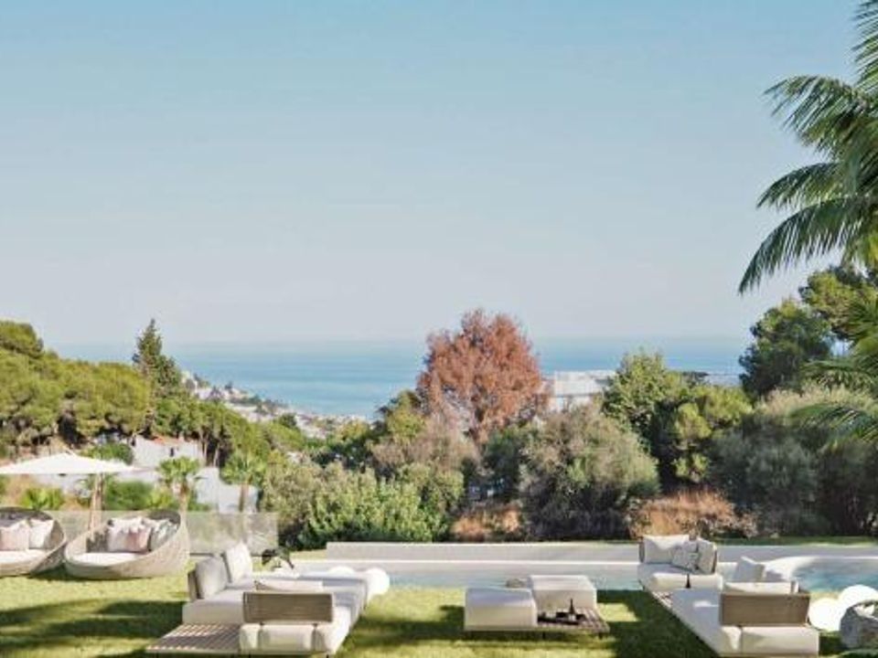 Helårsgrund i Benalmadena, Malaga - foto 1