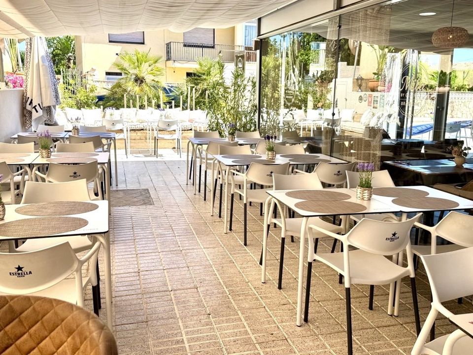 Erhvervsejendom i Alfaz del Pi, Alicante - foto 4