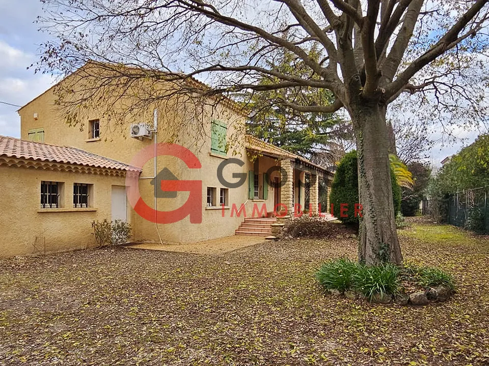 Villa i Saint-Remy-de-Provence, Bouches-du-Rhone - foto 1