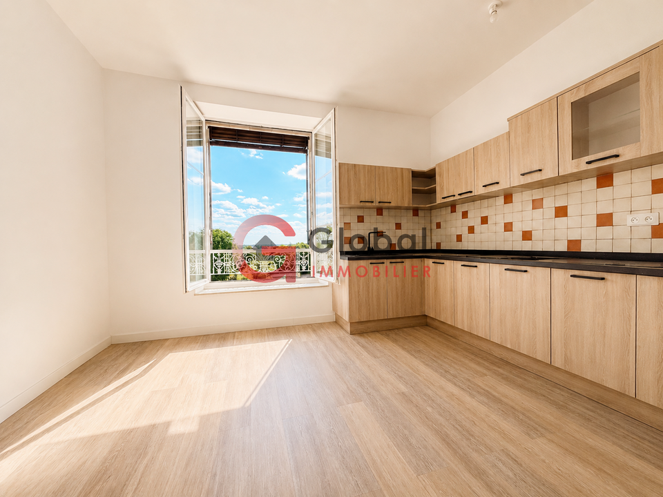 Apartamento en Fontenay-le-Comte, Vendee - foto 1