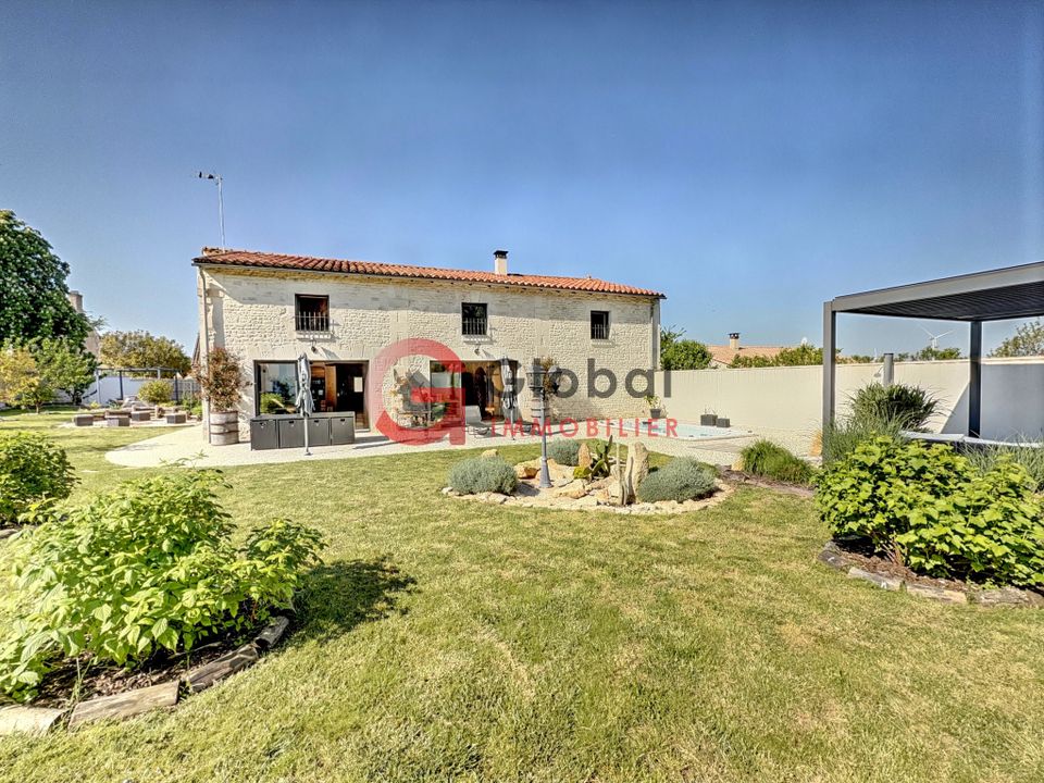 Villa en Benet, Vendee - foto 1