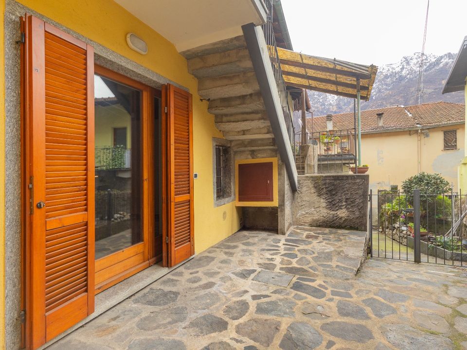 Villa en Omegna, Verbano Cusio Ossola - foto 3
