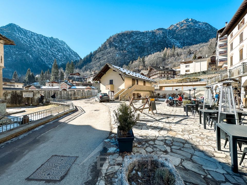 Erhvervsejendom i Alagna Valsesia, Vercelli - foto 3