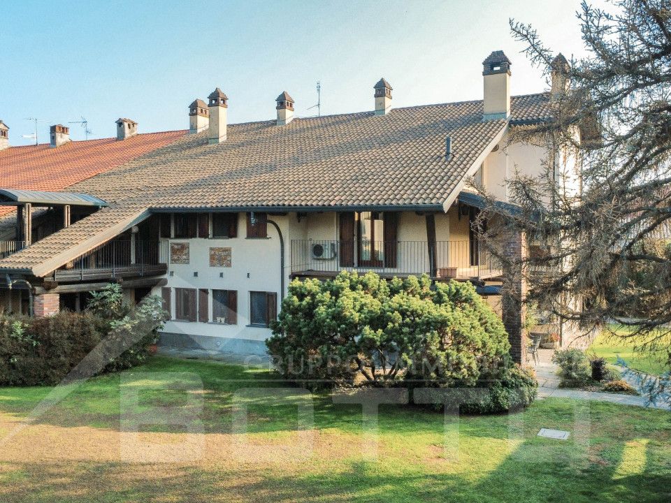 Villa i Oleggio, Novara - foto 1