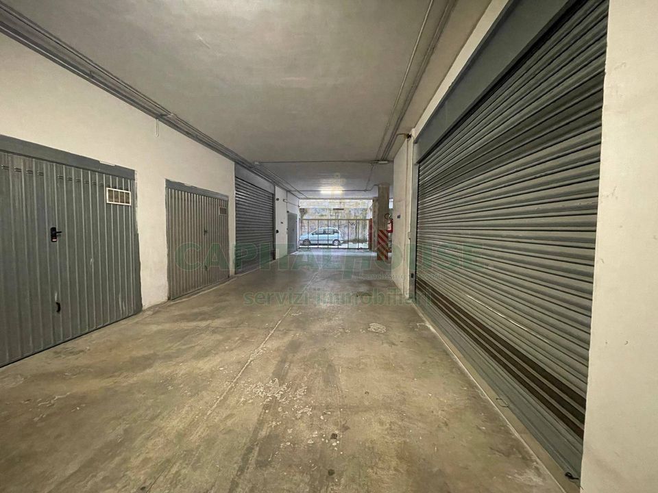 Parkeringsplads i Avellino city, Avellino - foto 1