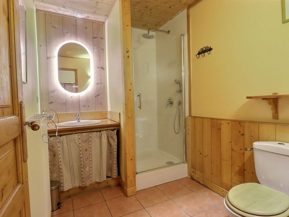 Villa i Saint-Jean-d'Aulps, Haute-Savoie - foto 4