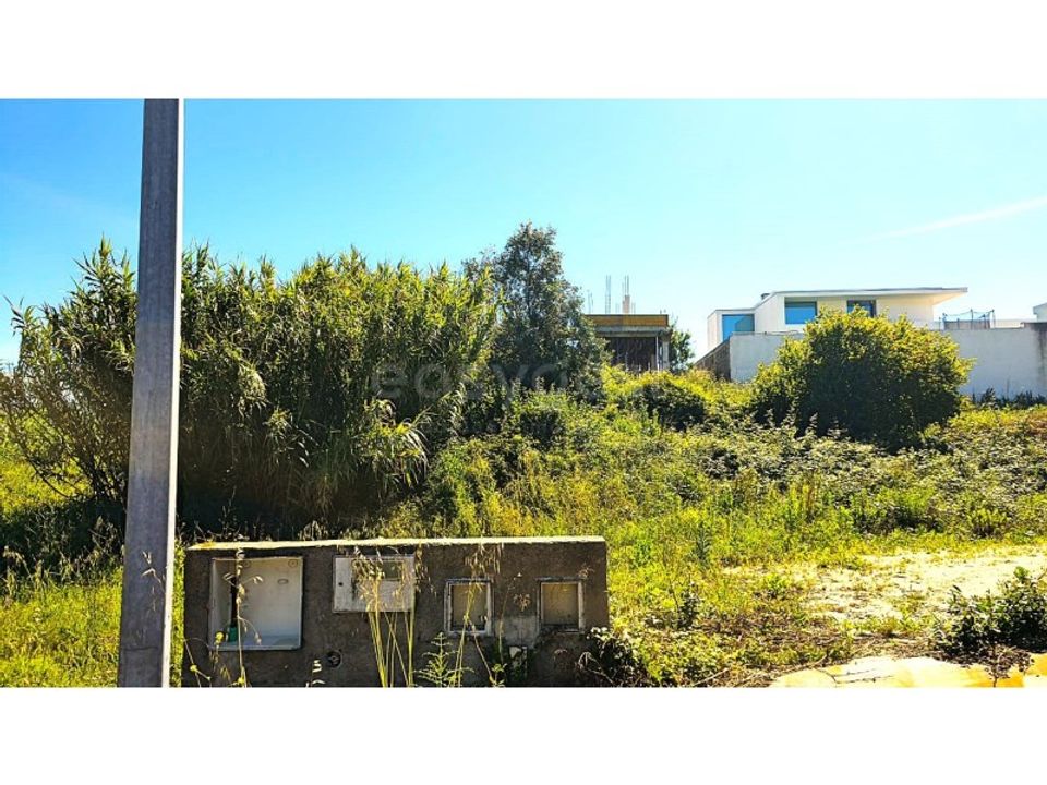 Helårsgrund i Torres Novas, Santarem - foto 1