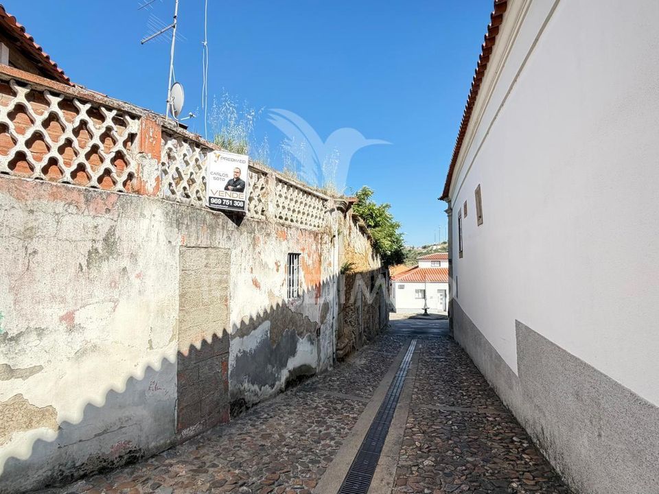 Ruinere i Mirandela, Braganca - foto 3