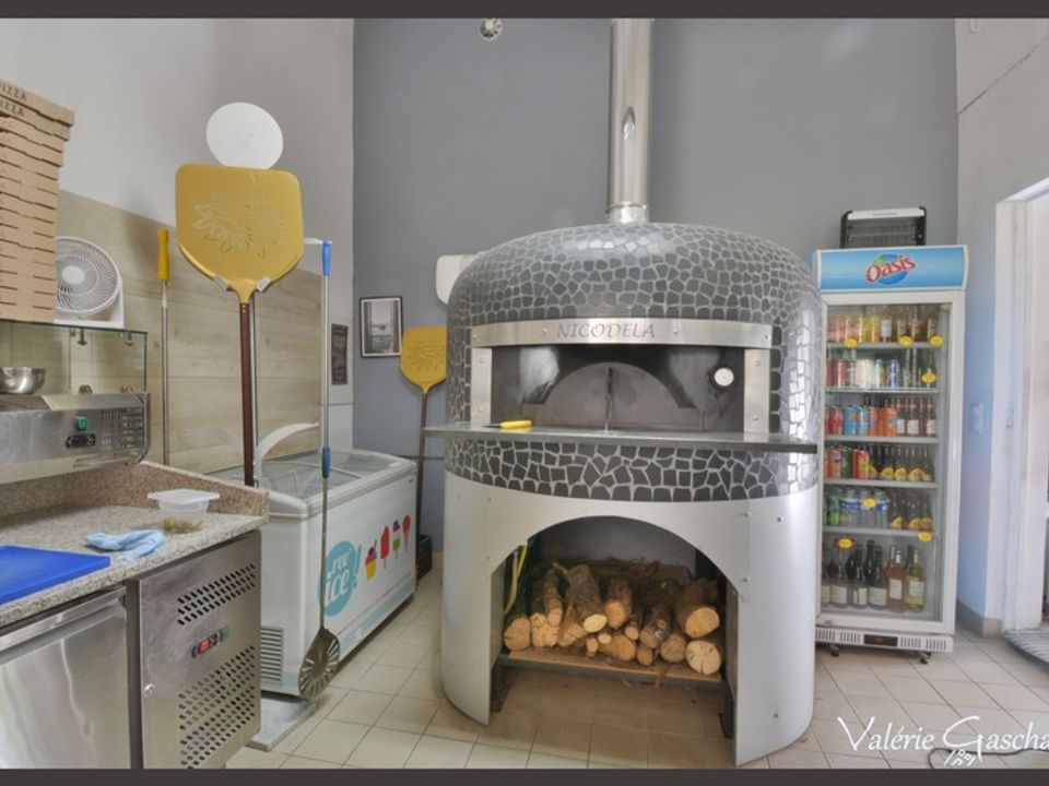 L'establiment comercial a Beaupouyet, Dordogne - foto 1