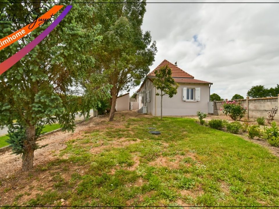 Landejendom i Souvigny, Allier - foto 1