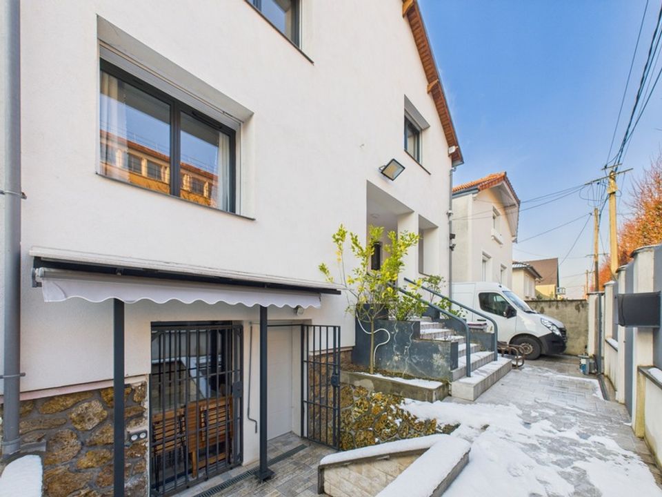 Villa i Villemomble, Seine-Saint-Denis - foto 1