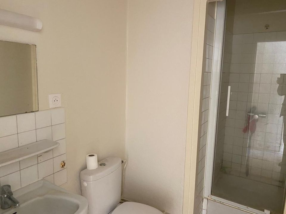 Apartment in Clermont-Ferrand, Puy-de-Dome - photo 4