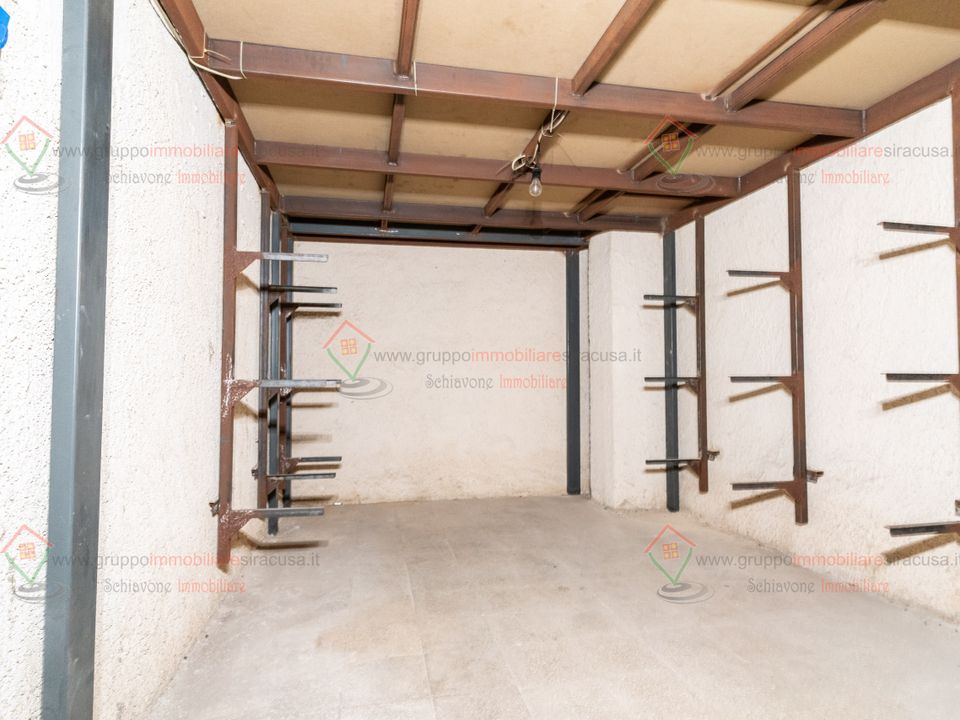 Garage i Siracusa, Siracusa - foto 1