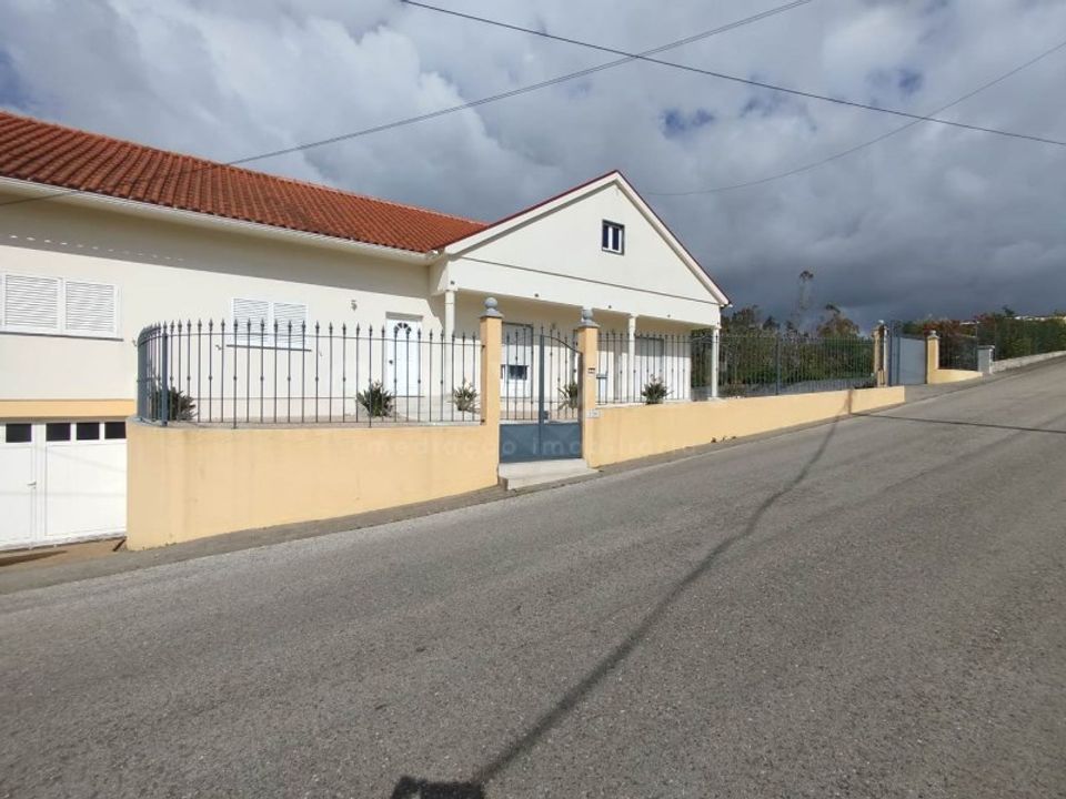 Villa i Bidoeira de Cima, Leiria - foto 1