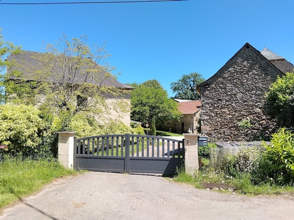Villa i Maleville, Aveyron - foto 1