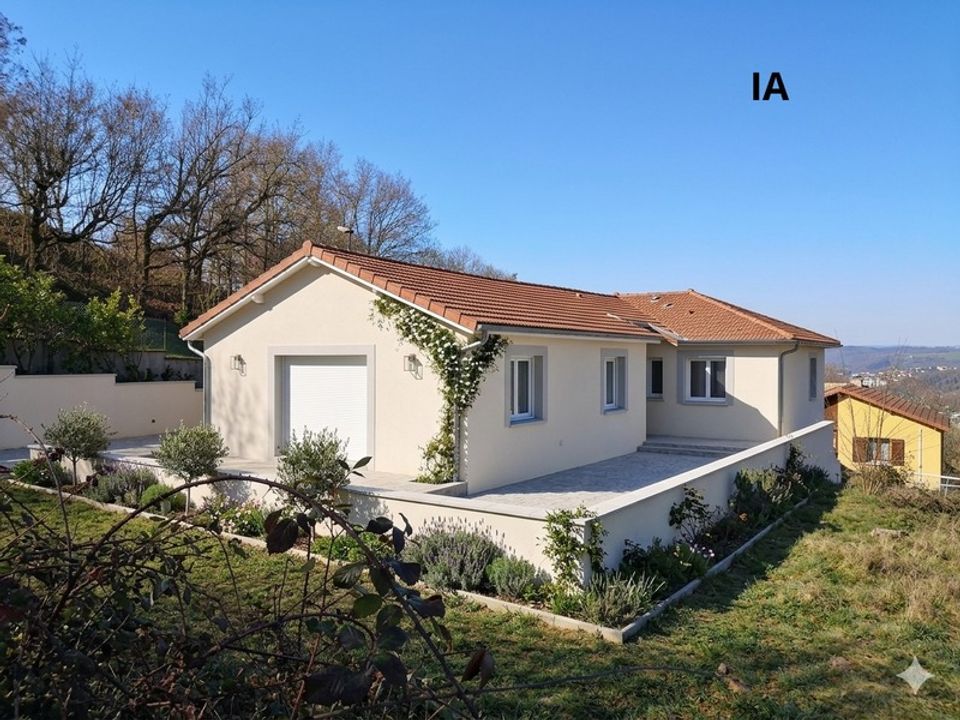 Villa i Le Chambon-Feugerolles, Loire - foto 1