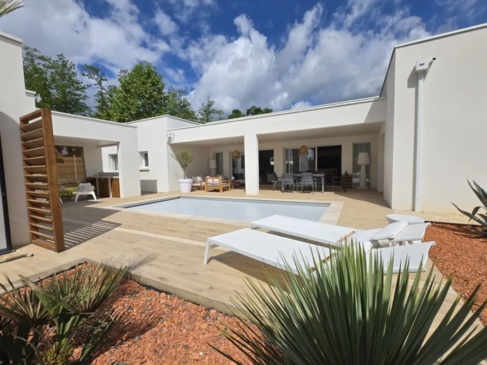Villa i Boulazac, Dordogne - bilde 1