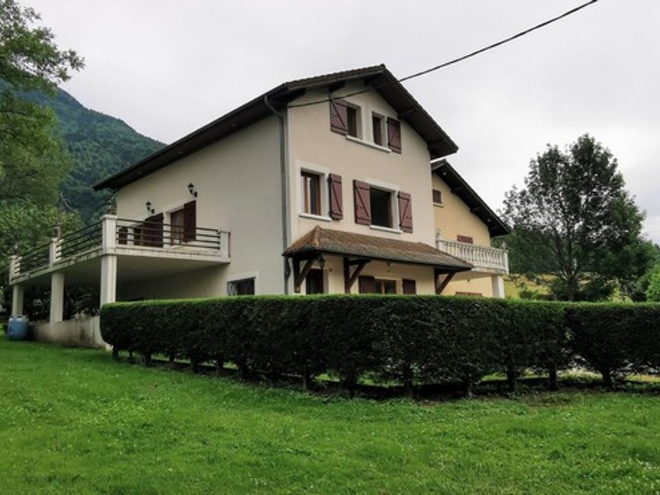 Villa i Saint-Joseph-de-Riviere, Isere - foto 1