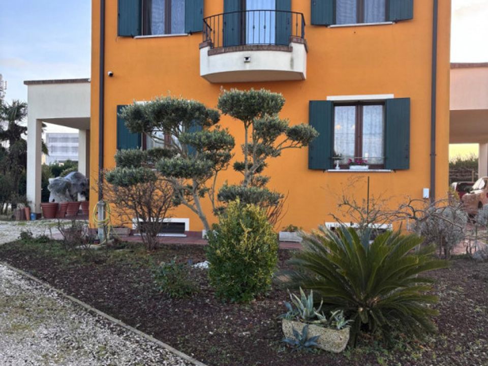 Villa i Lendinara, Rovigo - foto 1