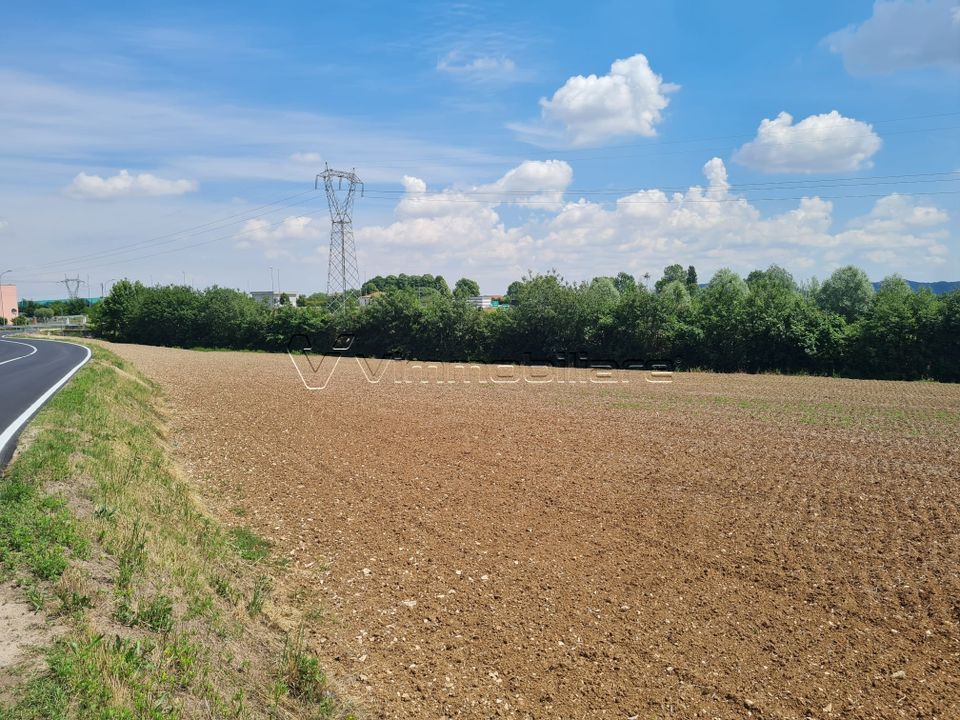 Erhvervsejendom i Albettone, Vicenza - foto 1