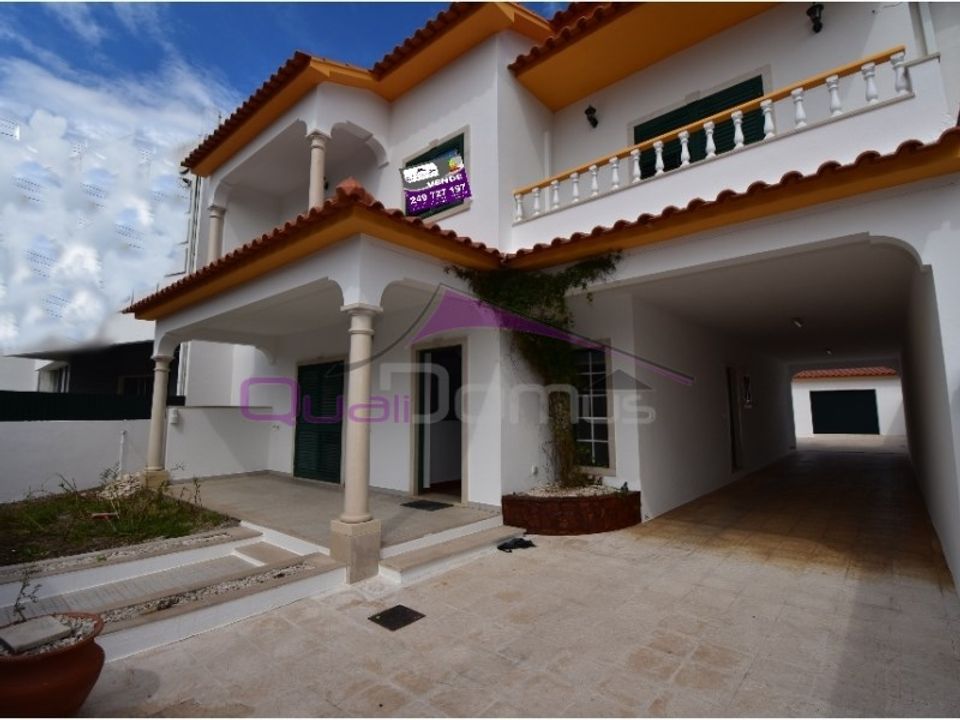 Byhus i Entroncamento, Santarem - foto 1