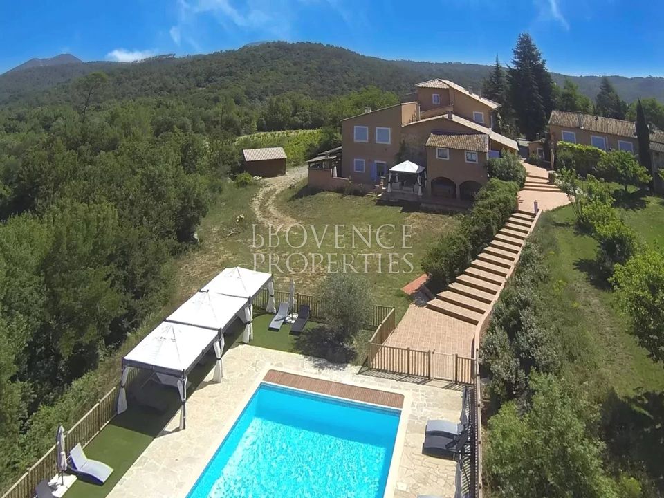 Landejendom i Châteauvert, Var - foto 4